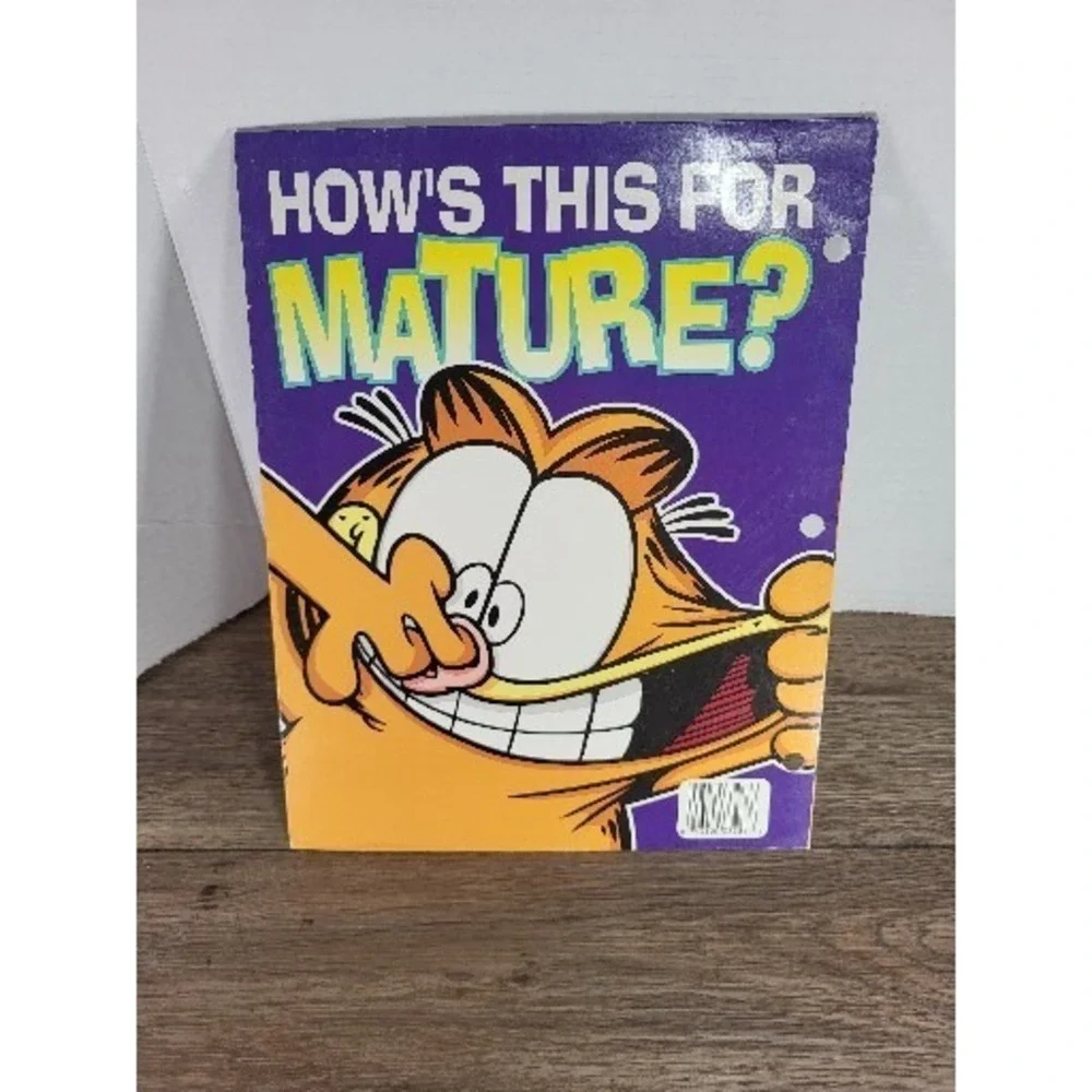 Vintage Garfield How's This For Mature Paws Folder‎